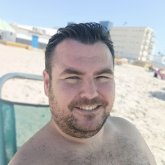 Repartidor. Busco mujer no más de 45,