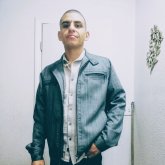 Busco conocer gente. Soltero  Delgado