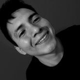 Obrero. Soltero,alegre , divertido.