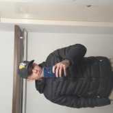 Trabajando. Mujer 18 a 40 jsjsjsjsj.