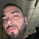 Busco mujeres maduras. Soltero  y moreno