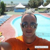 Alboran chico soltero en Aguada De Pasajeros