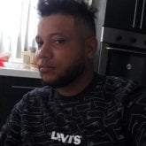 Busco ligar. Soy muy sincero y