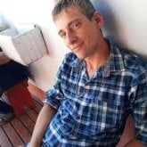 Encuentra Hombres solteros en Necochea