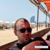 Empresario. Busco pareja. No busco nada