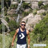 fabian_chackie chico soltero en Pérez Millán