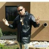 Busco pareja. Personas amables. Normal.