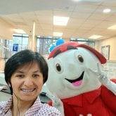 Seremos novios feliz. Yo quiero alguien