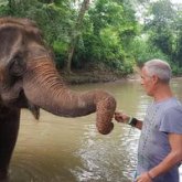 Autónomo. Busco pareja. Mujeres.
