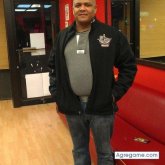 jox45 chico soltero en Newark