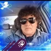 Sería respetuosa compañera. Serio