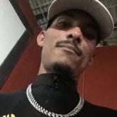 Estoy buscando una mujer que me ayude