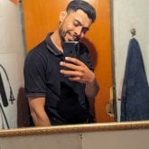 Busco conocer gente. Amistades. Gentil.