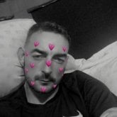 Busco ligar. Lo que surja y si surge el