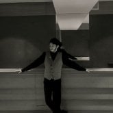 Pues no sé, una que sea alegré y