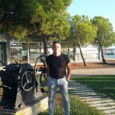 Colenyo chico soltero en Palos De La Frontera