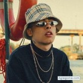 Busco ligar. Chico interesaante y unico.