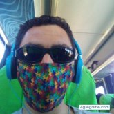 Busco pareja. Mujeres. Una gran persona.