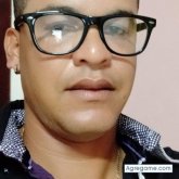 Busco: Una chica divertidaMe defino: Un hombre divertidoMe