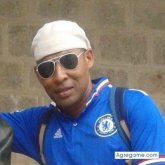 Ingeniero. Busco pareja. Mujeres.