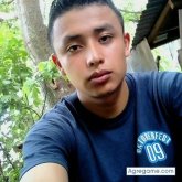 Alegw chico soltero en Nuevo Cuscatlán