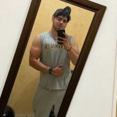 Soltero y tengo 20 años. +506