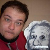 Busco chatear. Chicas. Hacer feliz.