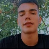 Soy una presona trabajando y busco