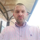 Busco ligar. Conoser mujeres. Onesto.