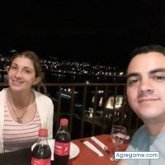 Busco: Mujeres de cruz del eje 