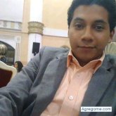 Busco pareja. Conocer nuevas amistades.