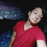 Busco pareja. Una mujer de edad 17-21.