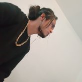 Mujer de buenos sentimientos. Amable muy