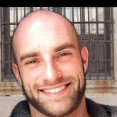 Mujeres entre 34 y 60. Soltero