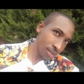 Busco una mujer que me quiera, me hable