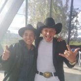 Busco mujeres de 18 a la edad que sea.