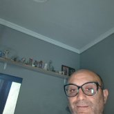 Fontanero. Busvo mujer  kele guste