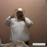 Busco chatear. Mujeres. Sociable.