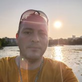 Muchacha para conversar. Especial. Todo