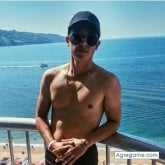 Busco conocer gente. Conocer gente.