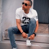 Busco pareja. Busco una persona con la