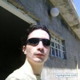 sebastano chico soltero en Leandro N. Alem