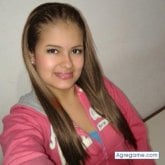 Trabajo. Busco hacer amistades. Amistad.