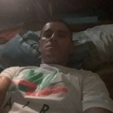 Una mujer madura. Soltero lindo. Dejo 