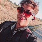 Asesor de tiendas. Busco conocer gente.