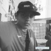 Busco pareja. Me gusta todo.