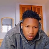 Primero. Busco pareja. Estoy buscando