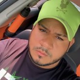 Empleado. Busco pareja.