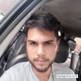 Busco conocer gente. Mujer. Divertido.