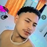 Trabajador. Busco chatear. Amistades..